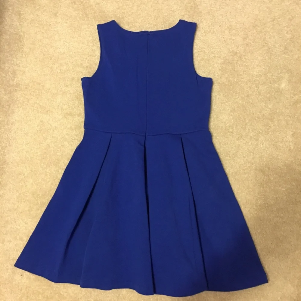 Beautiful Blue Gymboree dress with 💎. Size 8